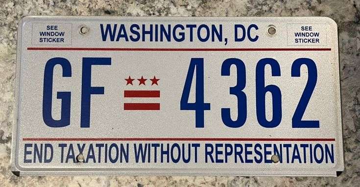 Renovación de sticker de placas en Washington D.C. en 2024