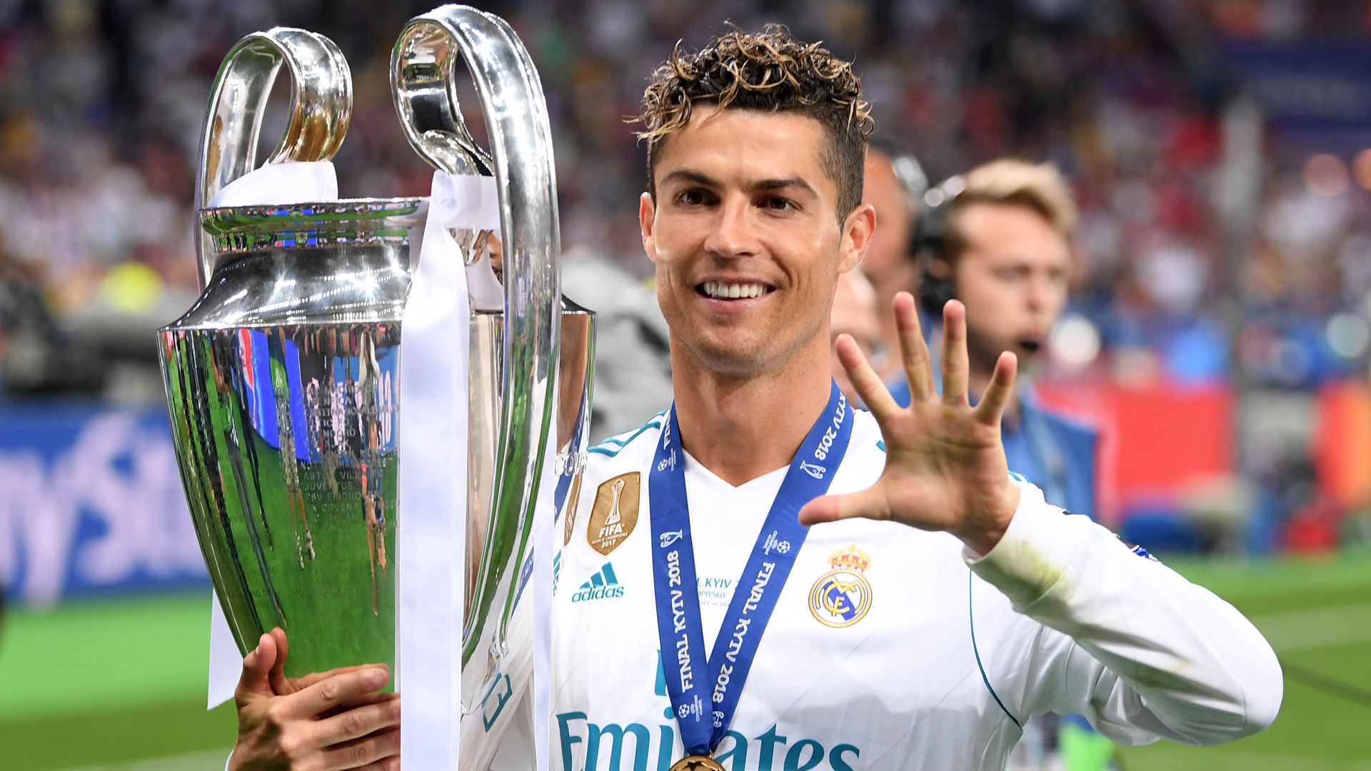 Le Real Madrid rend hommage à Cristiano Ronaldo le 40e anniversaire