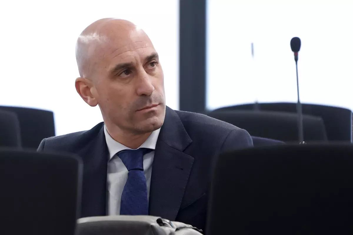 Luis Rubiales condamné tombe: appels à contre-courant de la peine d'agression sexuelle