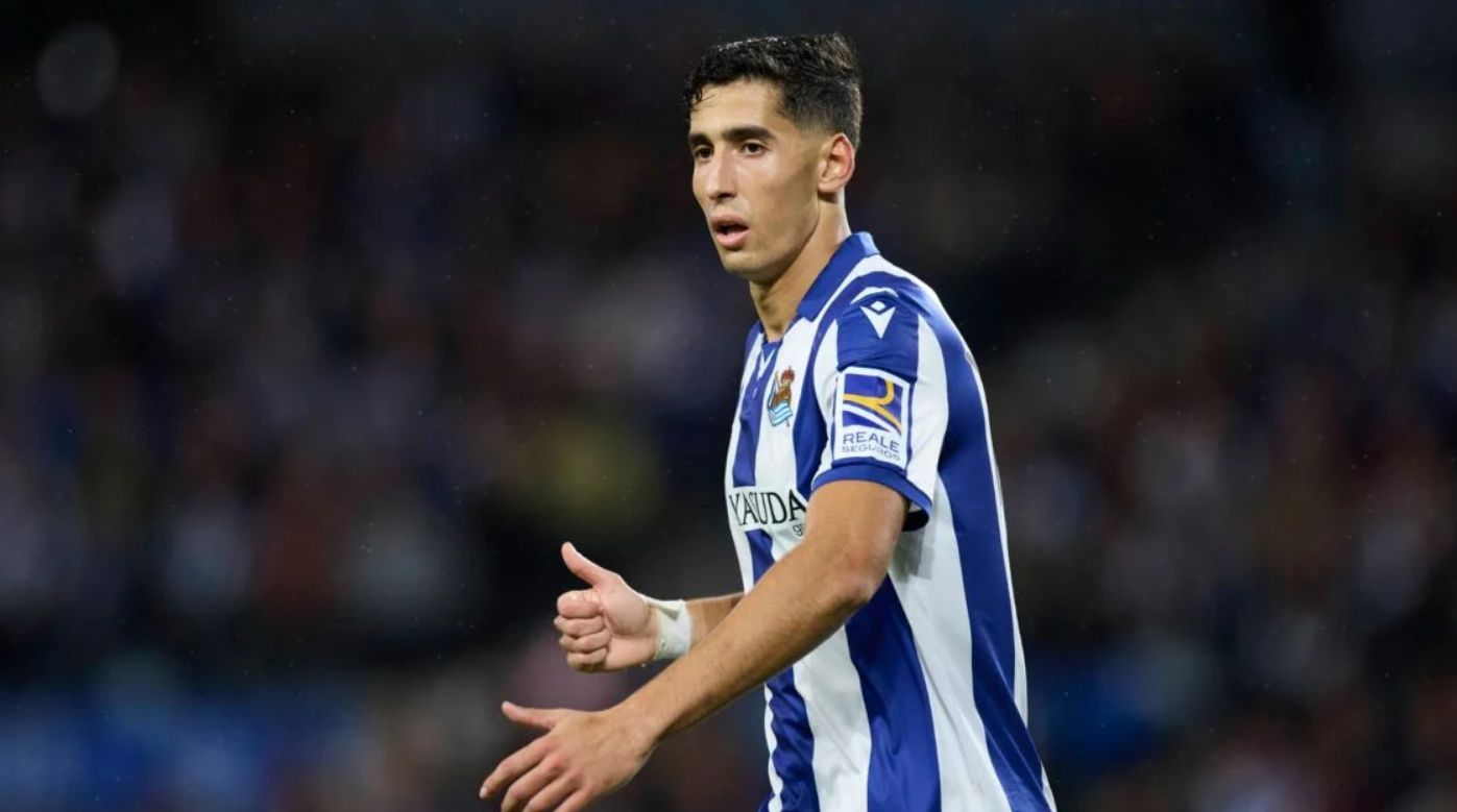 Real Sociedad a peu susceptible de signer West Ham United Loene sur une base permanente