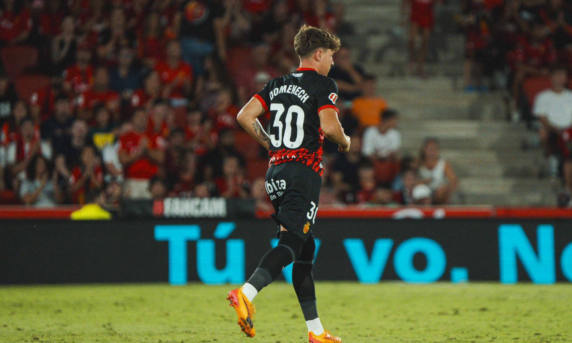 Agent Move rapproche Barcelone de l'attaquant espagnol de 18 ans