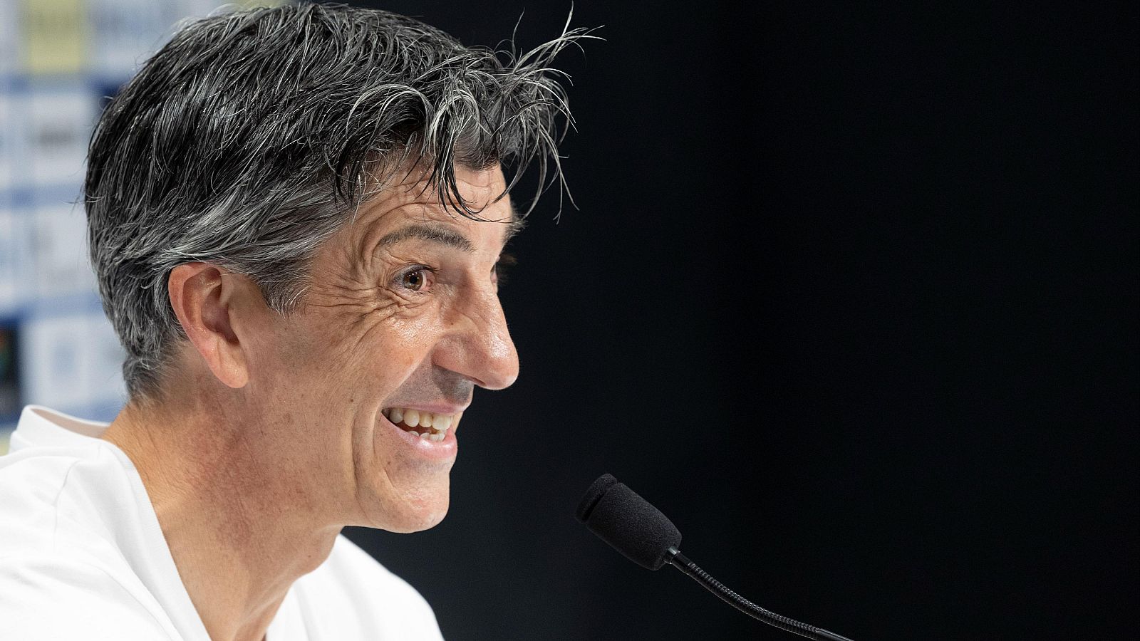 Alguacil speaks to the press before a Copa del Rey semi-final.