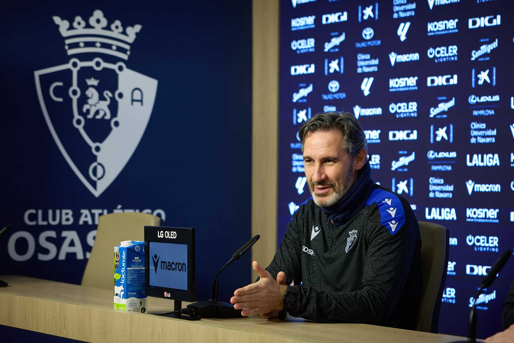 Moreno speaks to the press