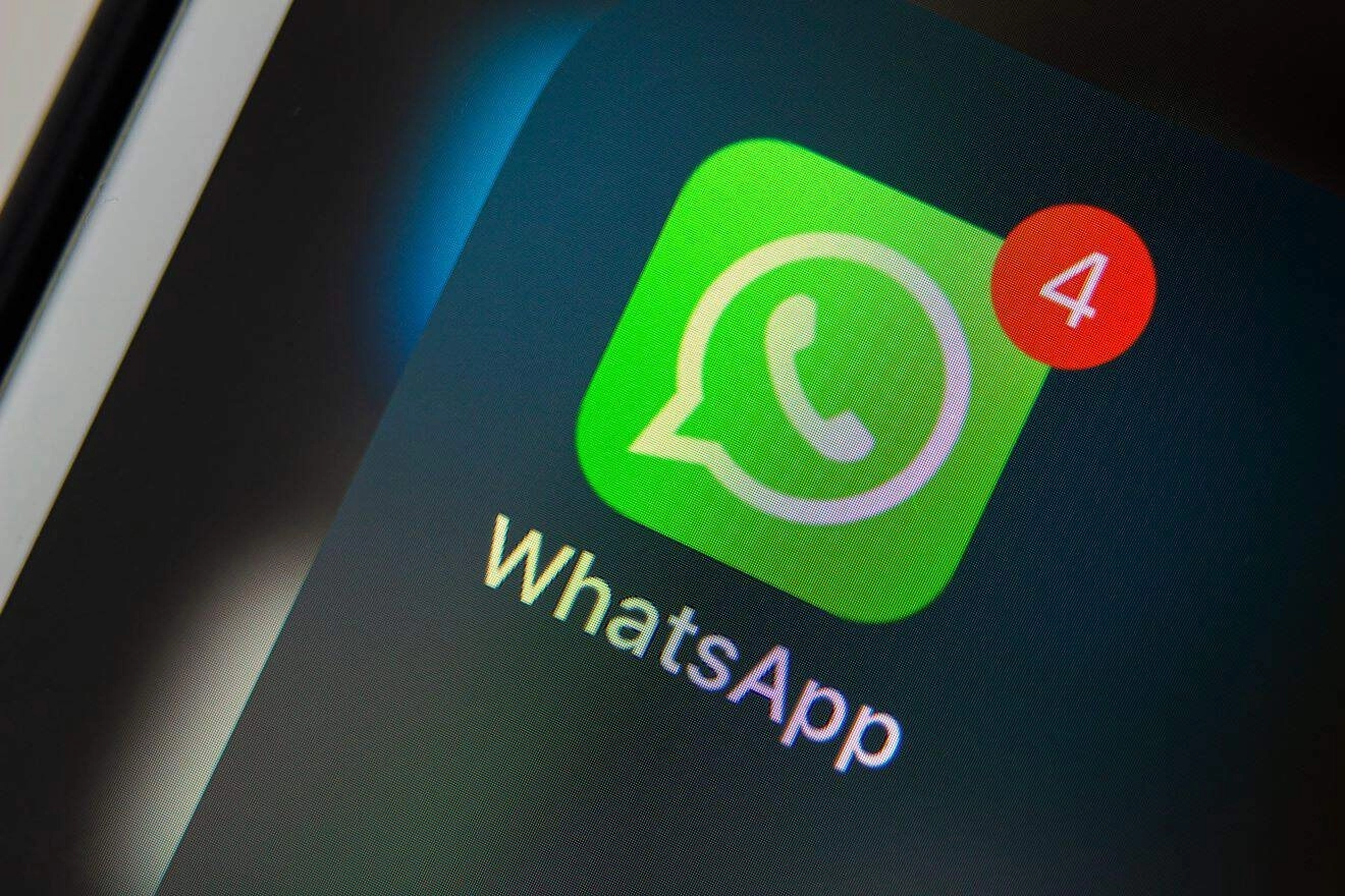 WhatsApp laisse maintenant les utilisateurs ajouter de la musique à l'état - mais cela arrive tard