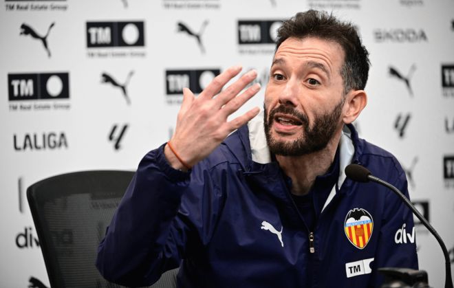 Valencia Oeil Shock Move pour l'attaquant emblématique avec 145 buts en Premier League