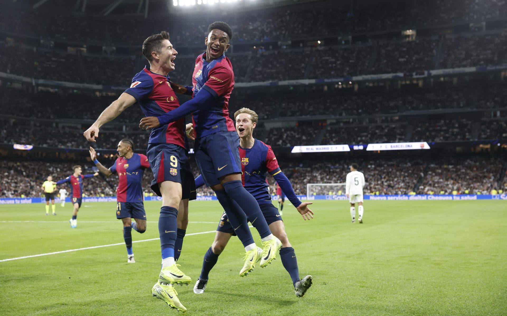 Lewandowski celebrates at the Bernabeu